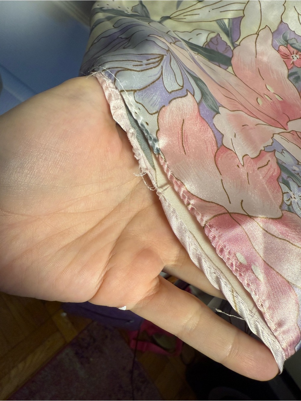 Silky floral mini slip dress with bow details - Picture 6 of 8